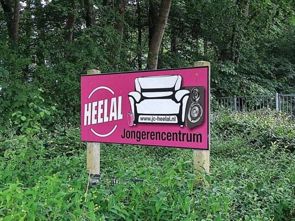 Heelal-4